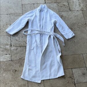 Chic White Trench Coat for Women